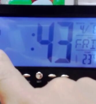 ¿Cómo activar una alarma digital?